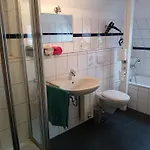 Ferienwohnungen Viersen * フィーアゼン