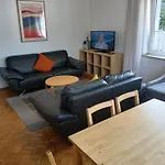Ferienwohnungen Viersen * フィーアゼン