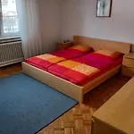 Ferienwohnungen Viersen アパート フィーアゼン