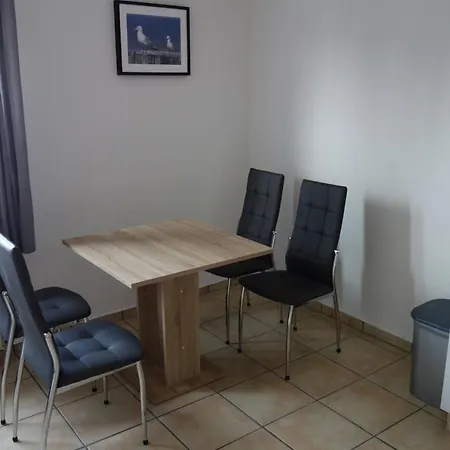 Ferienwohnungen Viersen Apartment